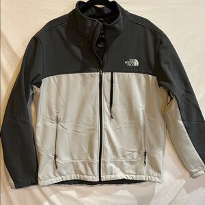 The North Face Men's Two-Tone Performance Jacket